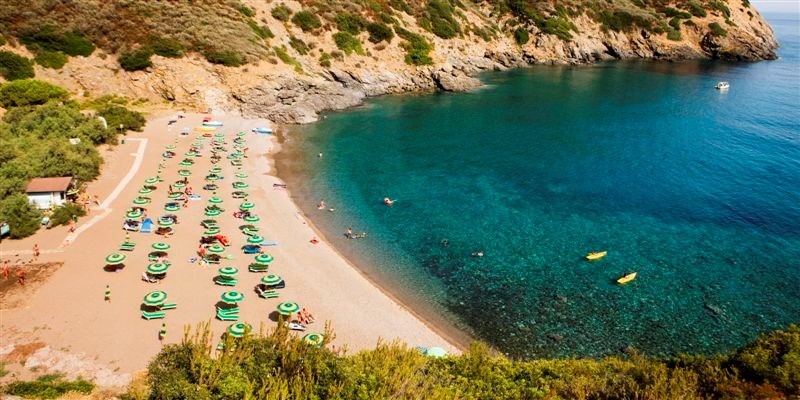 Safaritent met uitzicht op zee