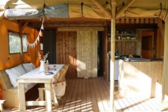 Lodgetent met badkamer in de Lot Lodgetent met badkamer in de Lot
