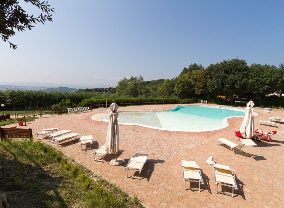 Safaritent met badkamer in Le Marche