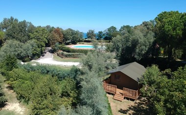 Safaritent met badkamer in Le Marche Safaritent met badkamer in Le Marche