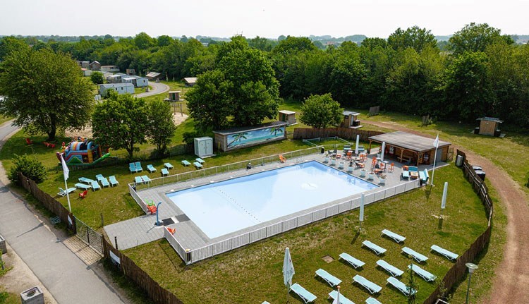 Safaritent met badkamer in Duitsland