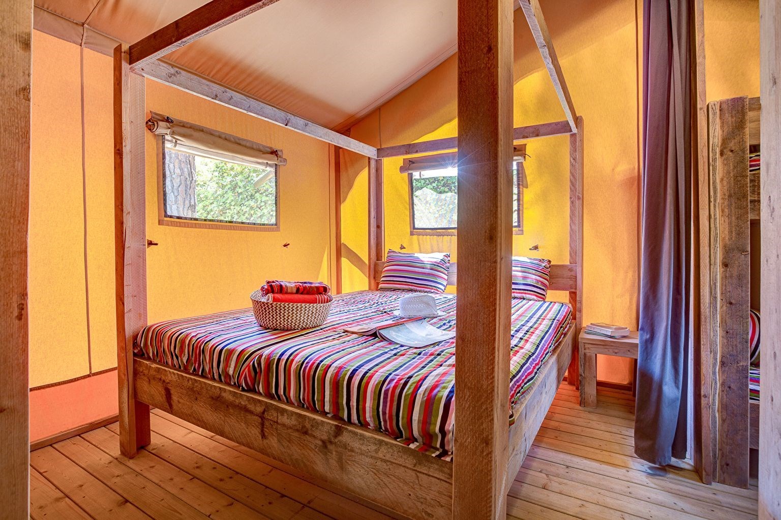 Safaritenten met badkamer op 5* camping