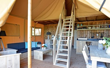 Bijzonder overnachten in een lodgetent deluxe Bijzonder overnachten in een lodgetent deluxe
