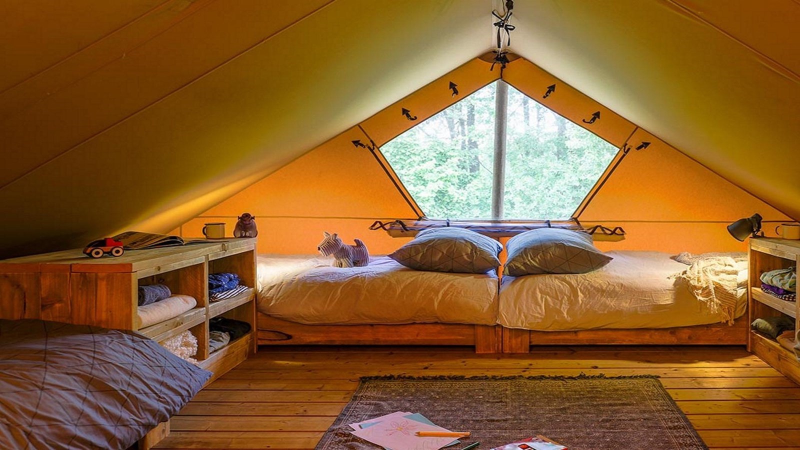 Bijzonder overnachten in een lodgetent deluxe