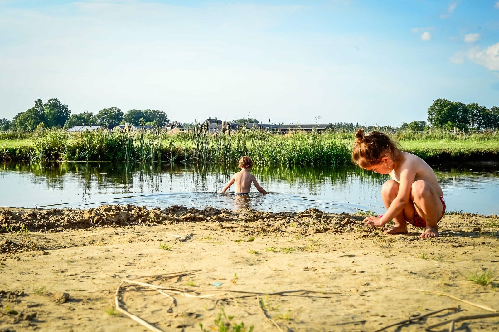 Safaritent met privé sanitair en weids uitzicht
