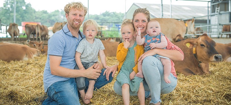 Luxe safaritenten met badkamer bij de boer