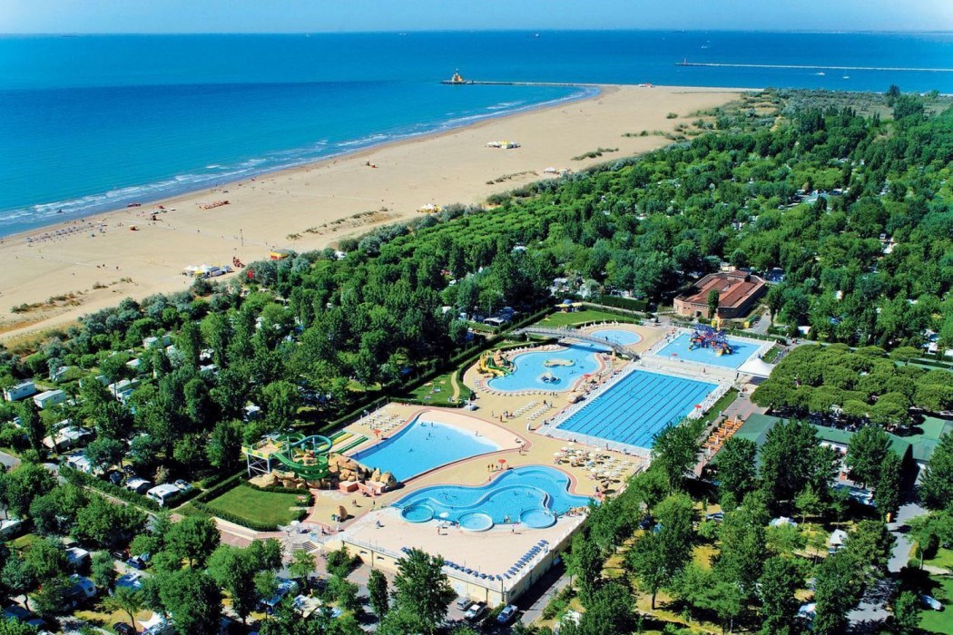 Luxe lodgetent aan zee