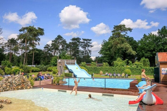 Safaritent met romantisch bad