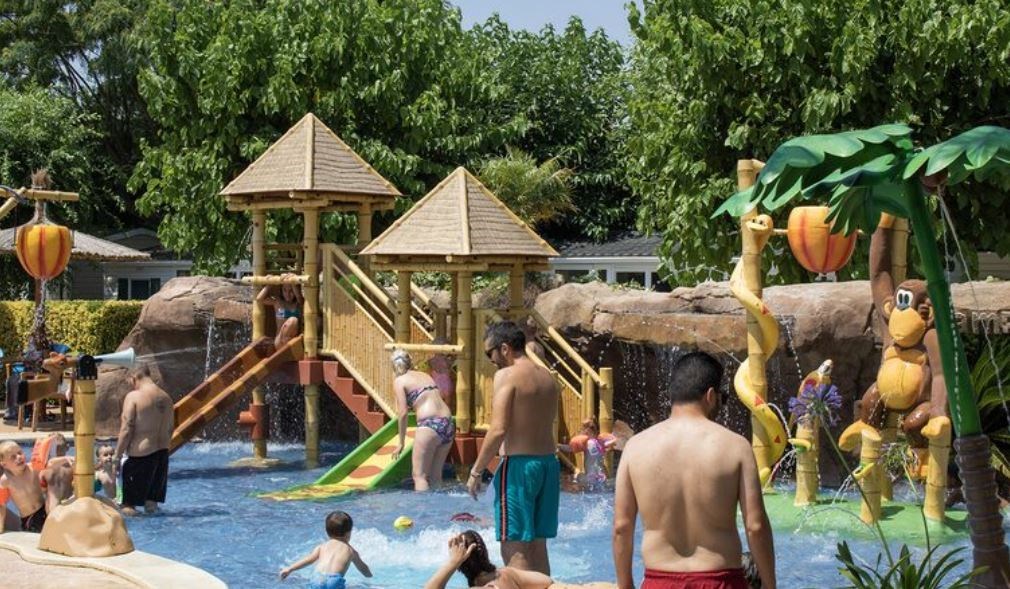 Luxe safaritent met eigen sanitair