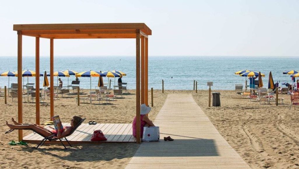 Safaritent met eigen sanitair