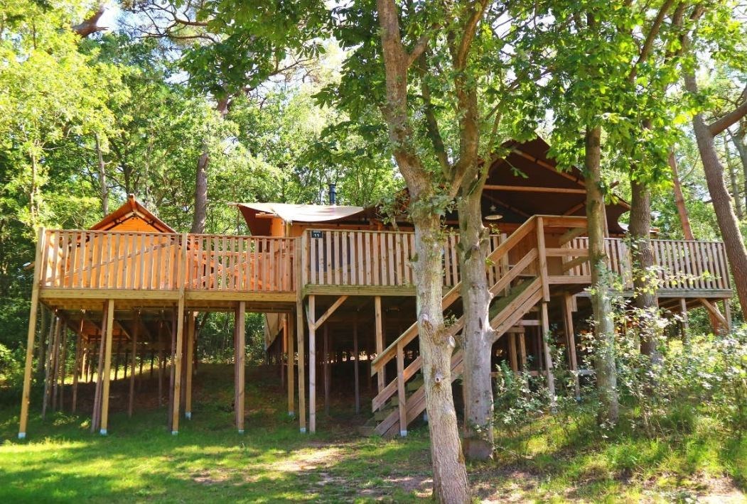 Luxe lodgetenten op attractiepark Duinrell