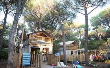 Airlodge met badkamer Airlodge met badkamer