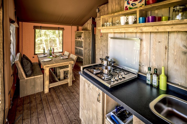 Glamping tent Zuid-Frankrijk Glamping tent Zuid-Frankrijk