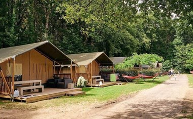 Safaritent met badkamer op 5* camping Safaritent met badkamer op 5* camping