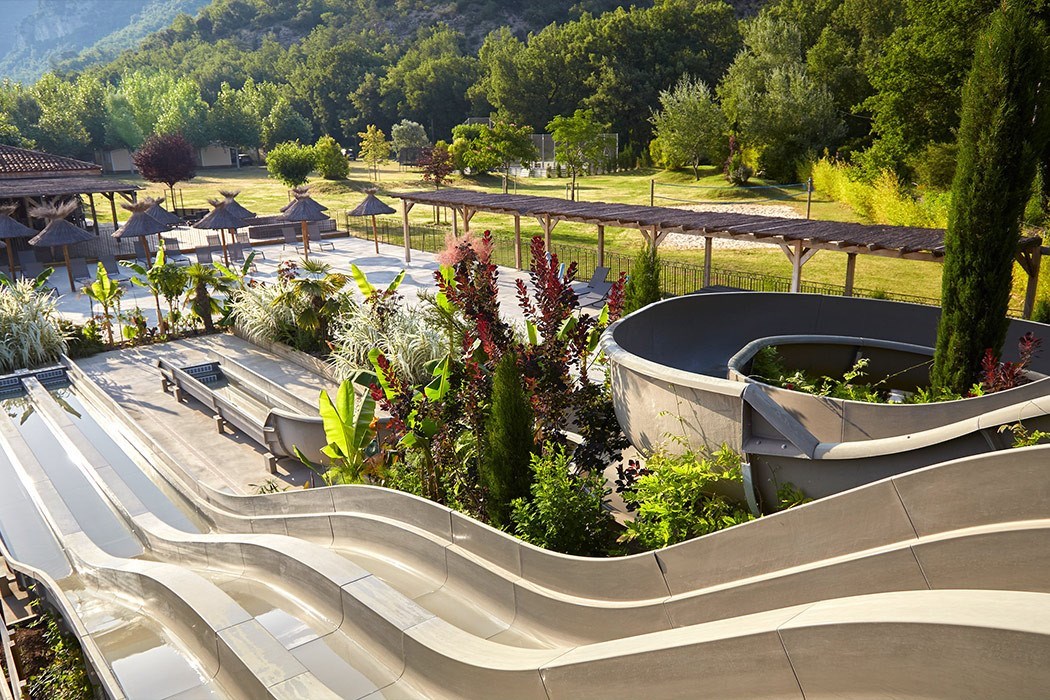 Safaritent met badkamer