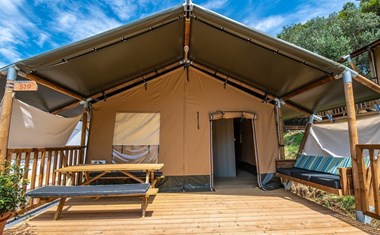 Safaritent met badkamer in Kroatië Safaritent met badkamer in Kroatië