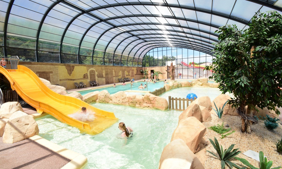 Safaritent met sanitair