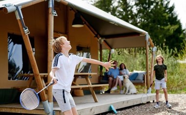 Safaritent met sanitair op Ameland Safaritent met sanitair op Ameland