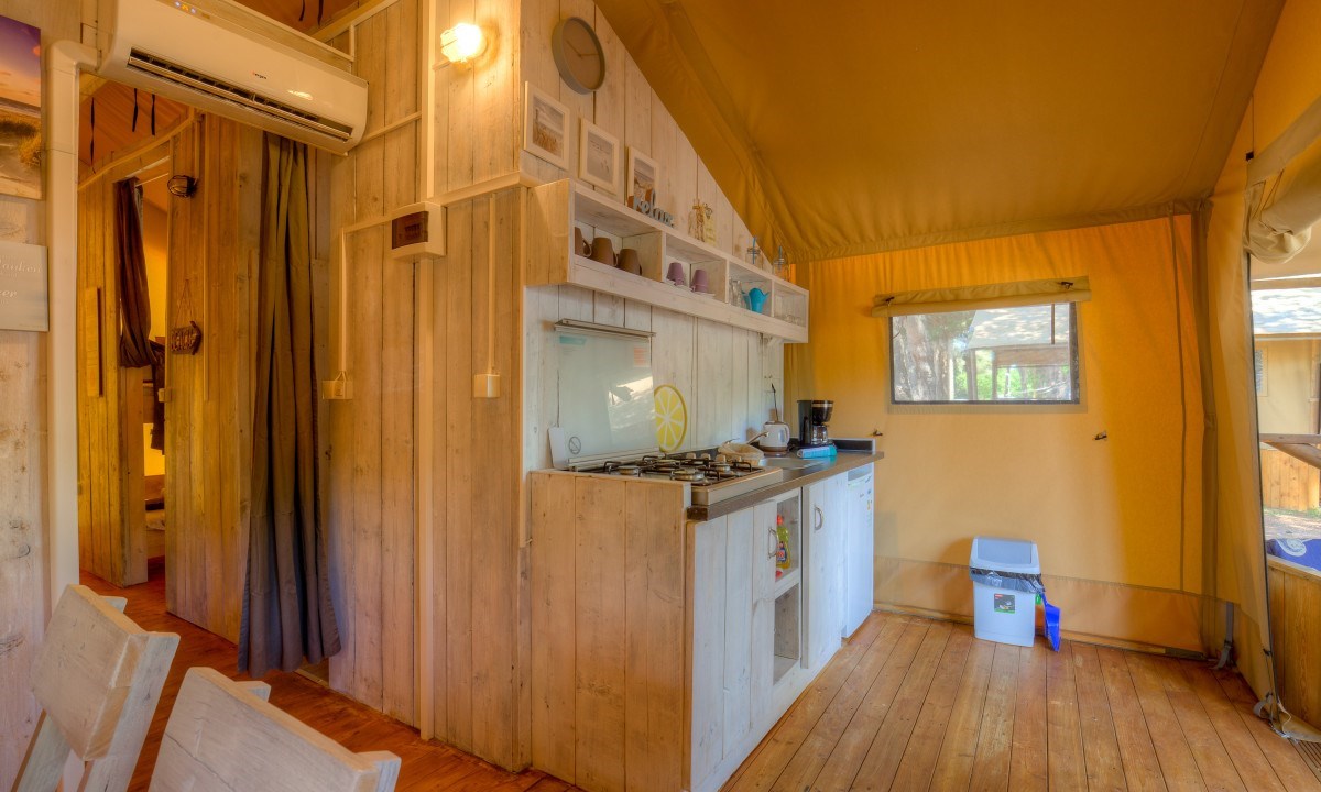 Luxe Safaritent met badkamer in Kroatië