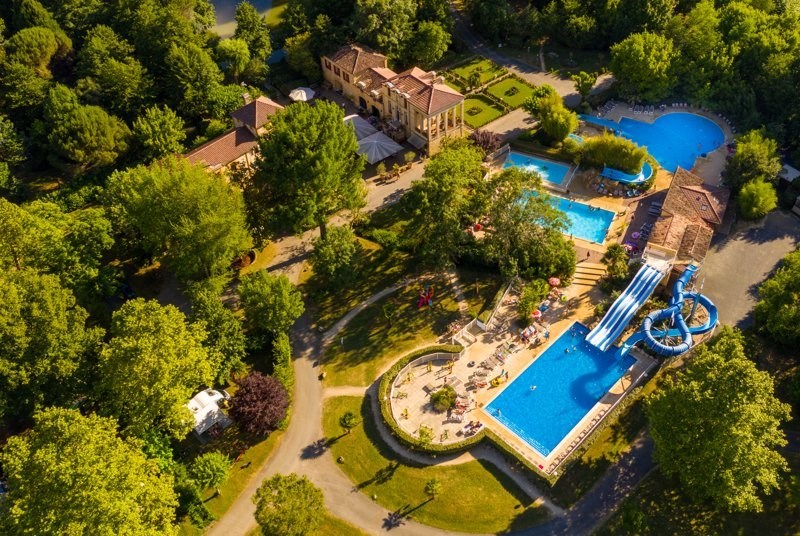 Glamping safaritent met eigen badkamer in de Dordogne