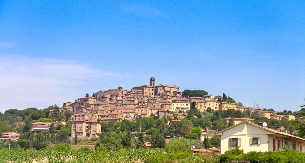 Lodgetent met badkamer aan de prachtige Toscaanse kust