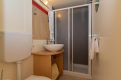 Lodgetent met privé sanitair in Italië Lodgetent met privé sanitair in Italië