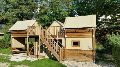 Airdreamer met 3 slaapkamers en badkamer