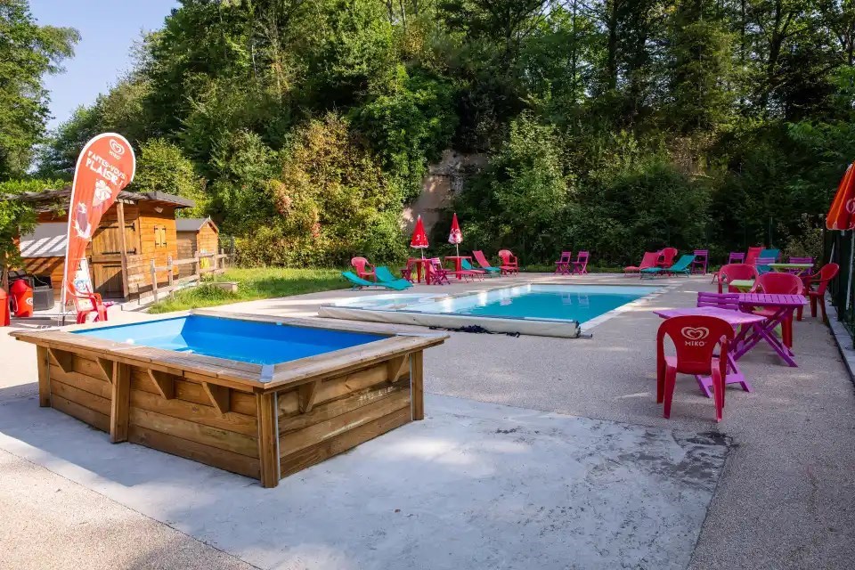 Mooie safaritent met privé sanitair