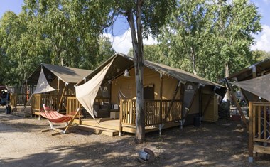 Safaritent met privé sanitair op Sardinië Safaritent met privé sanitair op Sardinië