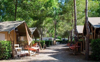 Safaritent met badkamer op Sardinië Safaritent met badkamer op Sardinië
