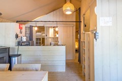 Barntent met badkamer in de mooie Ardennen Barntent met badkamer in de mooie Ardennen