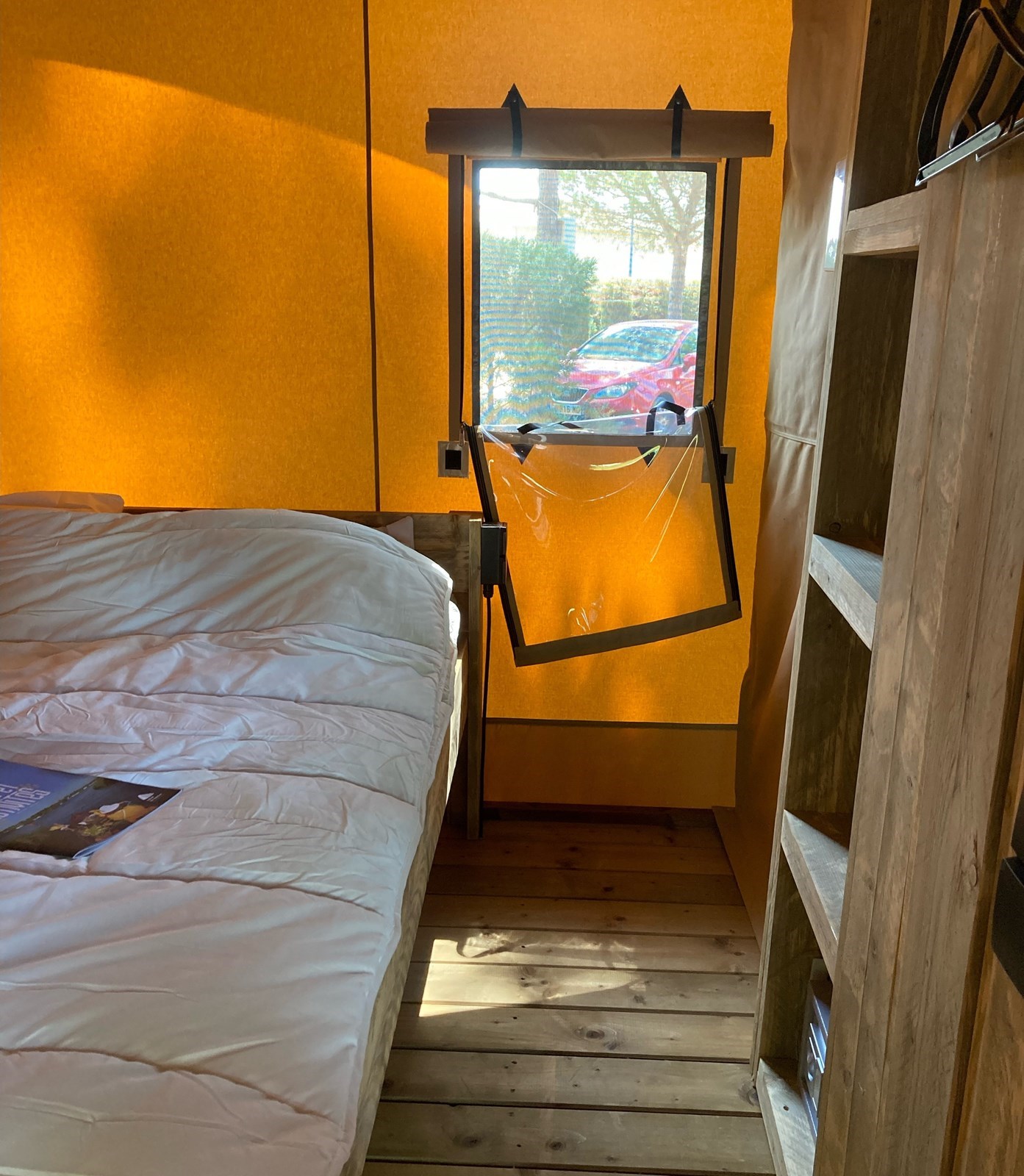 Safaritent op 2 kilometer van het strand