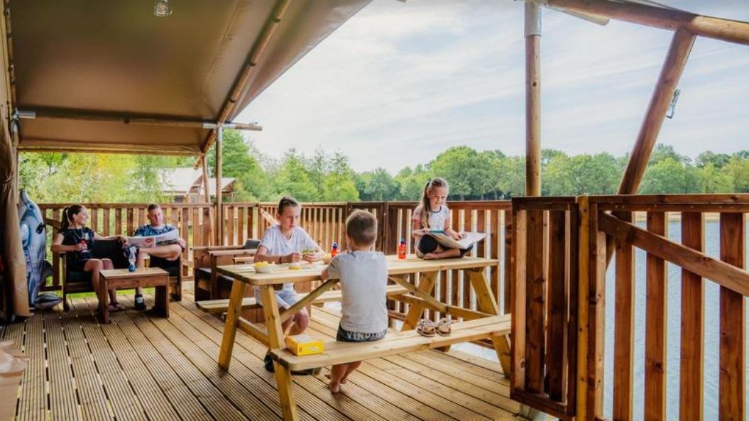 Waterlodge glampingtent