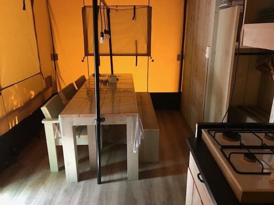 Safaritent met badkamer in de Rhône-Alpes