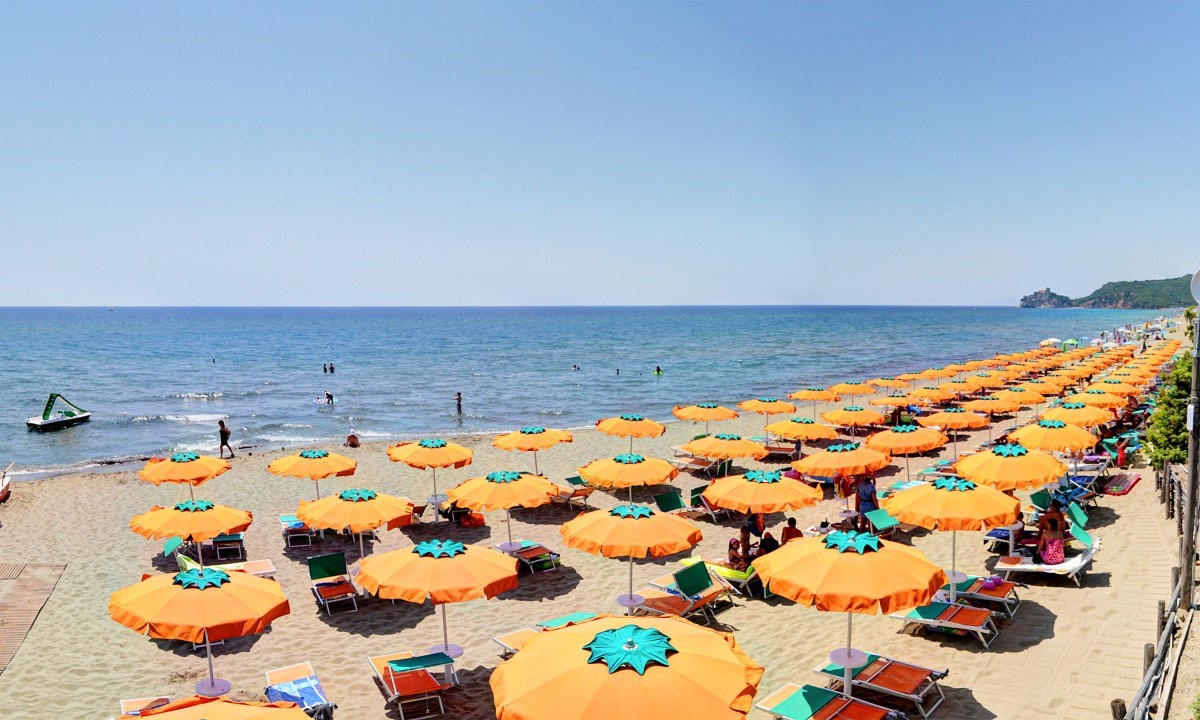 Lodgetent aan zee met je eigen badkamer
