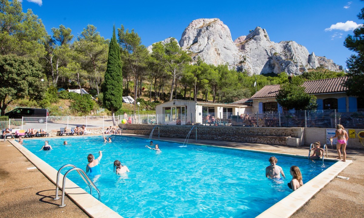 Lodgetent met eigen sanitair in de Provence