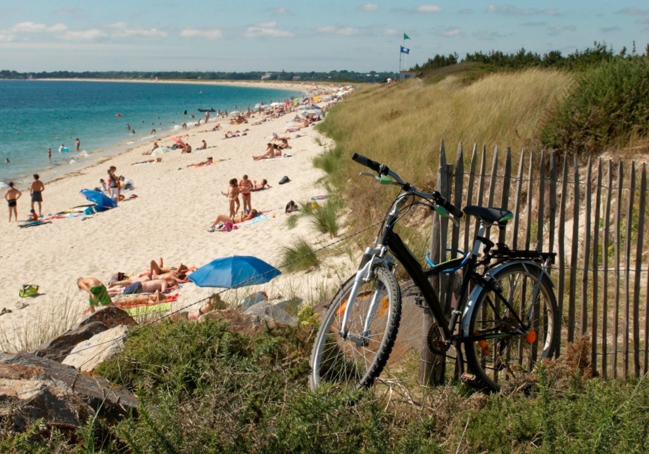 Safaritent met privé sanitair aan de Bretonse riviera