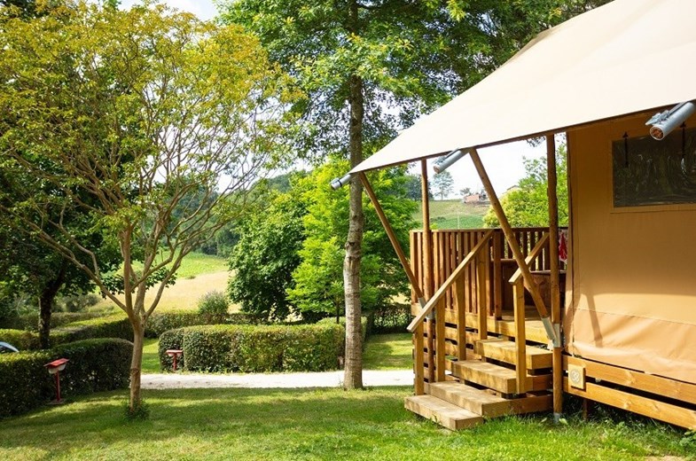 Glamping in een luxe Tent Lodge met adembenemend uitzicht op de bergen Glamping in een luxe Tent Lodge met adembenemend uitzicht op de bergen