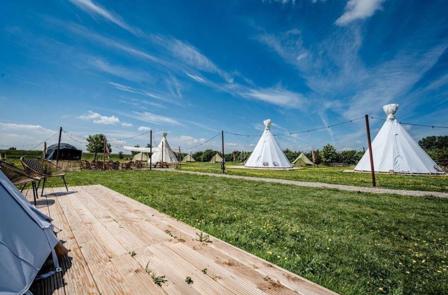 Tipi tent op een eiland