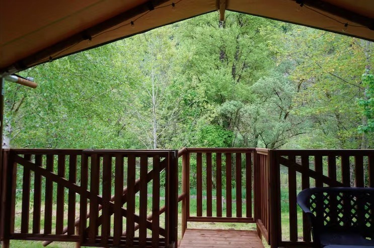 Luxe Safaritent met badkamer in het zonnige zuid Frankrijk