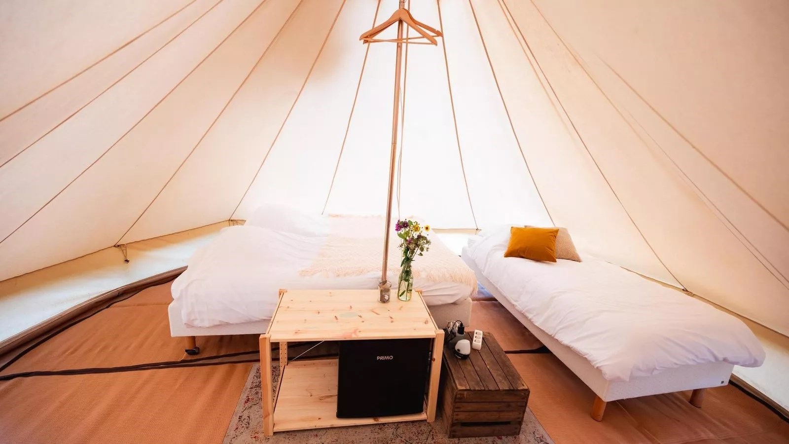Unieke Glamping Triple Tipi