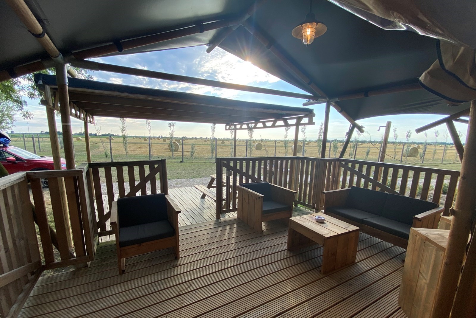 Luxe Glamping tent op een eco resort