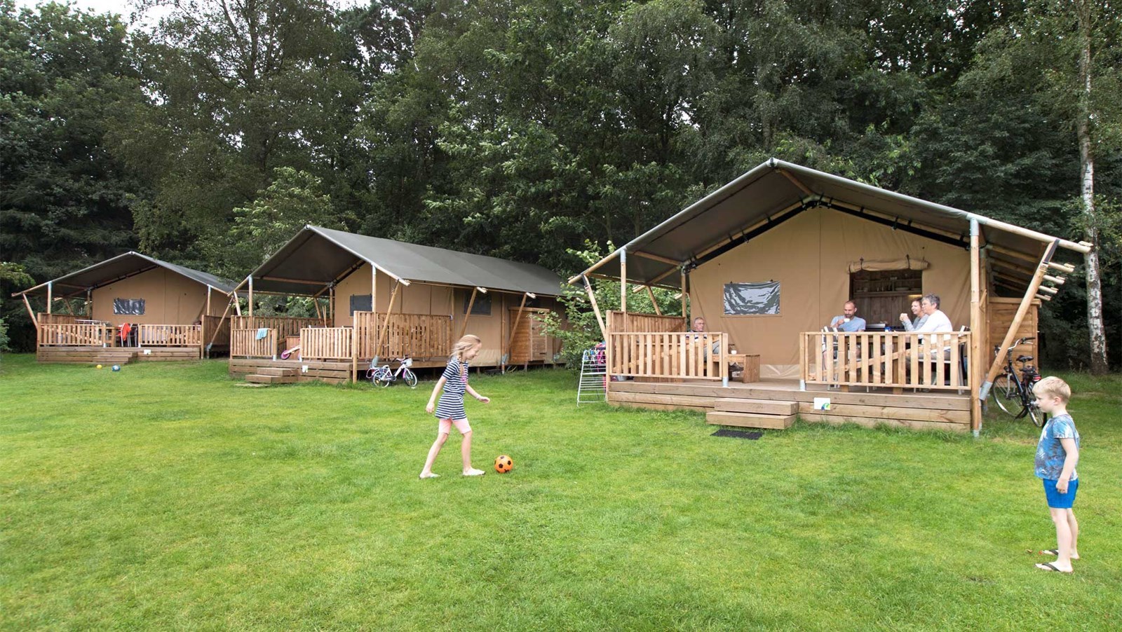Glamping tent met eigen badkamer op de Utrechtse Heuvelrug