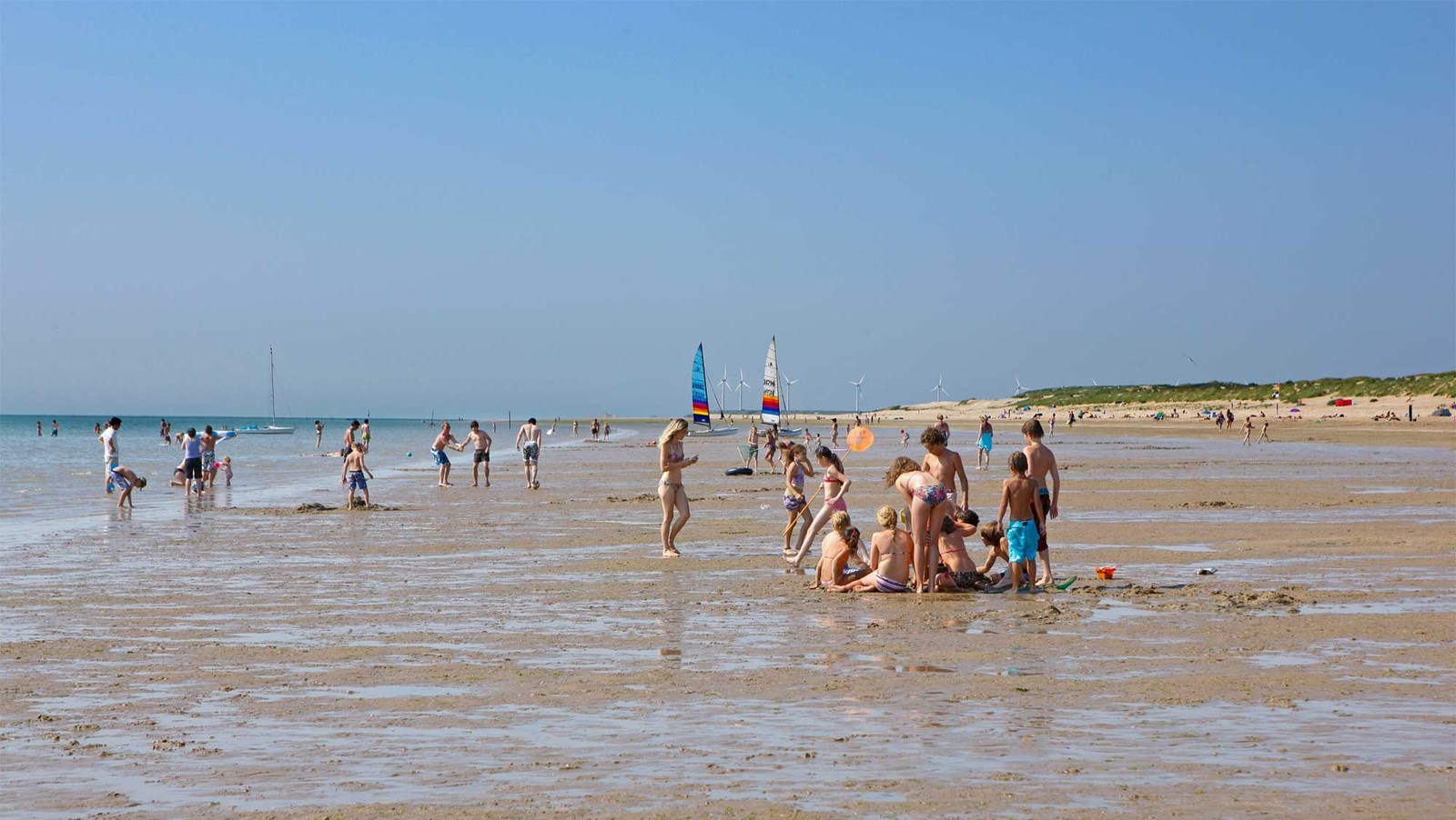 Luxe Safaritent met twee verdiepingen bij het Flevostrand