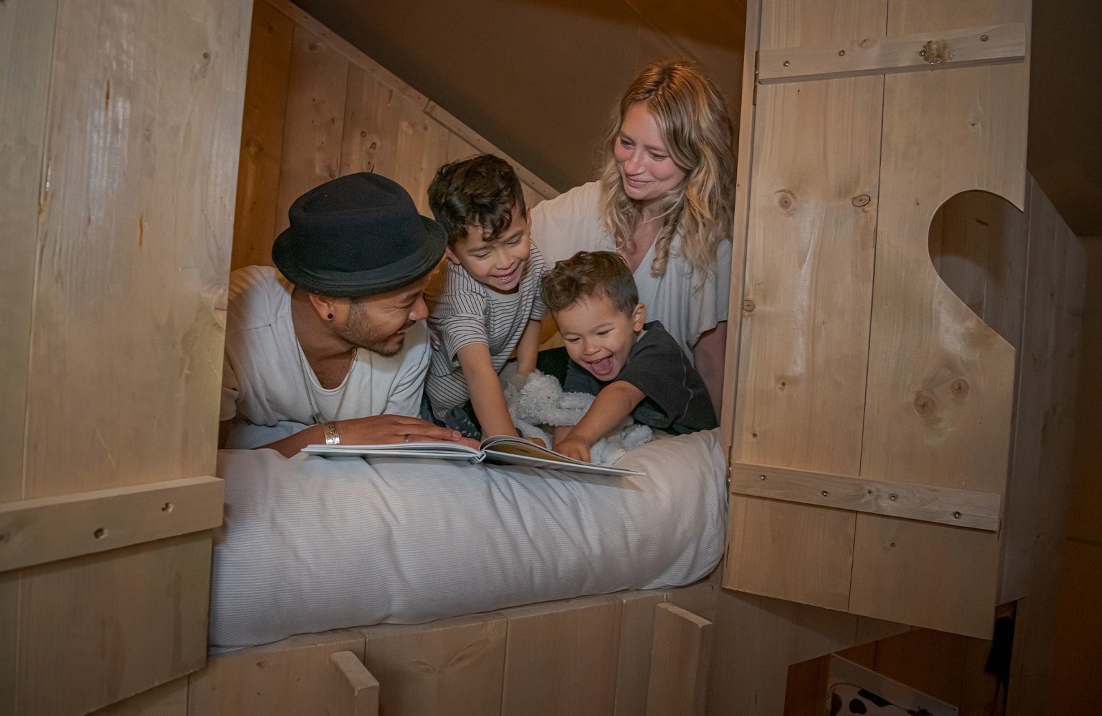 Avonturen glampingtent voor 6 personen op een familie resort