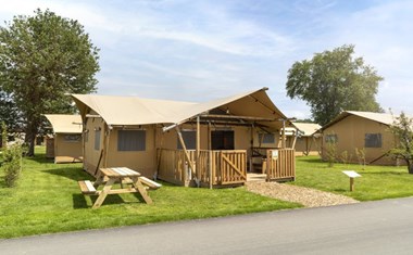 Avonturen glampingtent voor 6 personen op een familie resort Avonturen glampingtent voor 6 personen op een familie resort