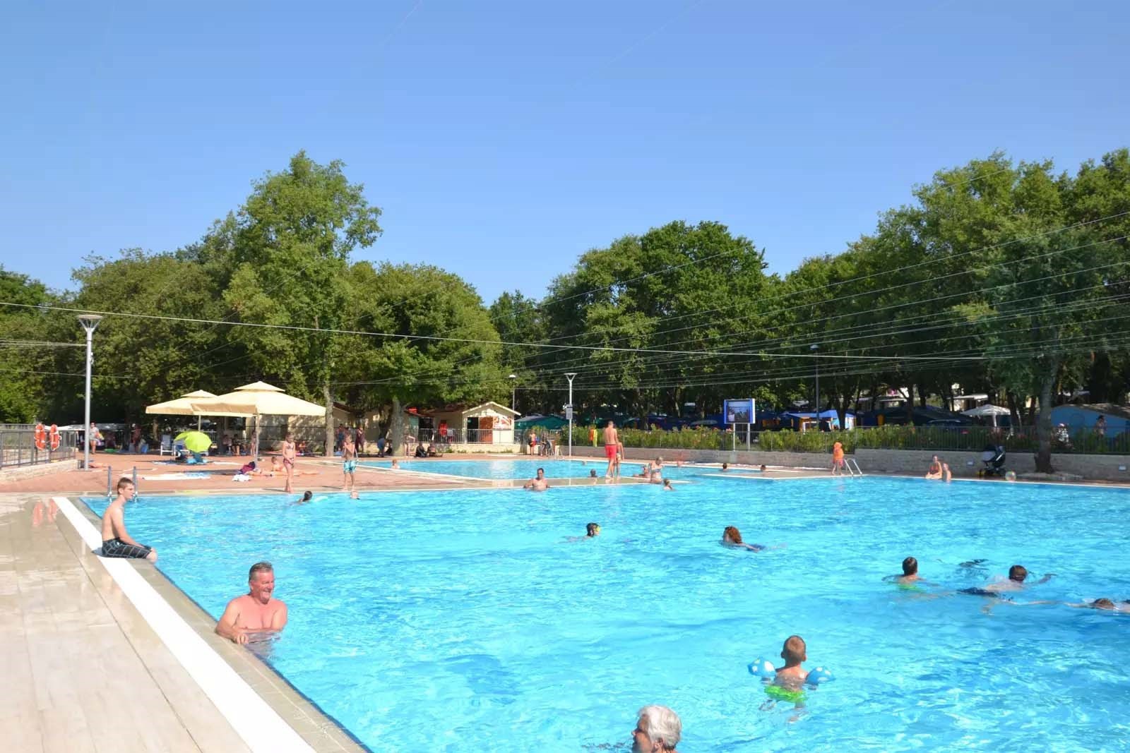 Luxe Safaritent met airco en badkamer