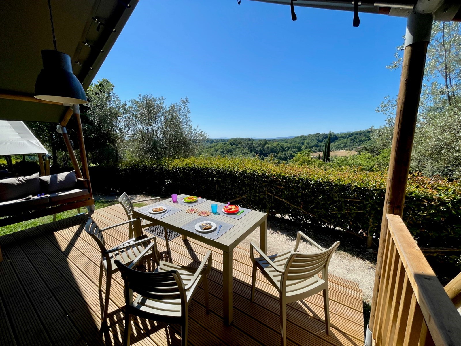 Safaritent met badkamer en airco