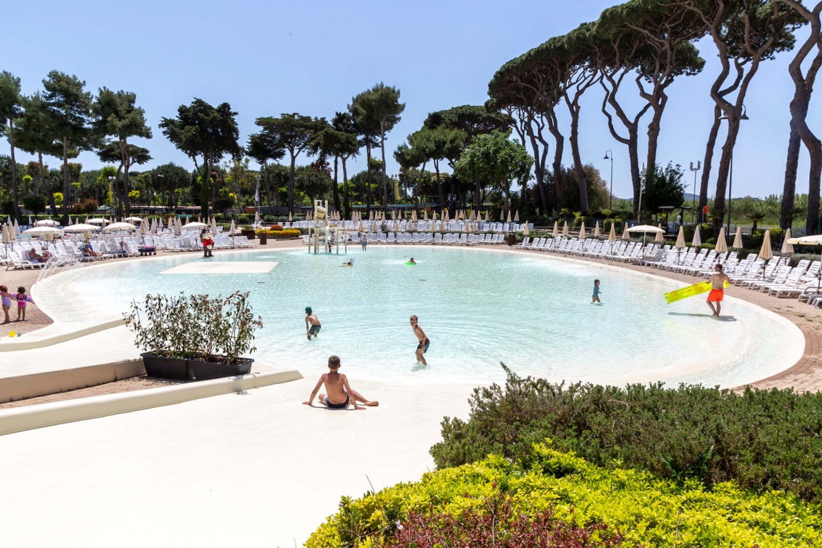 Glampingtent met sanitair en airco