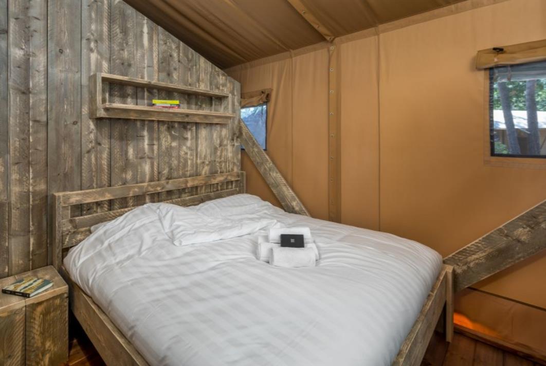 Safaritent in de Zeeuwse duinen